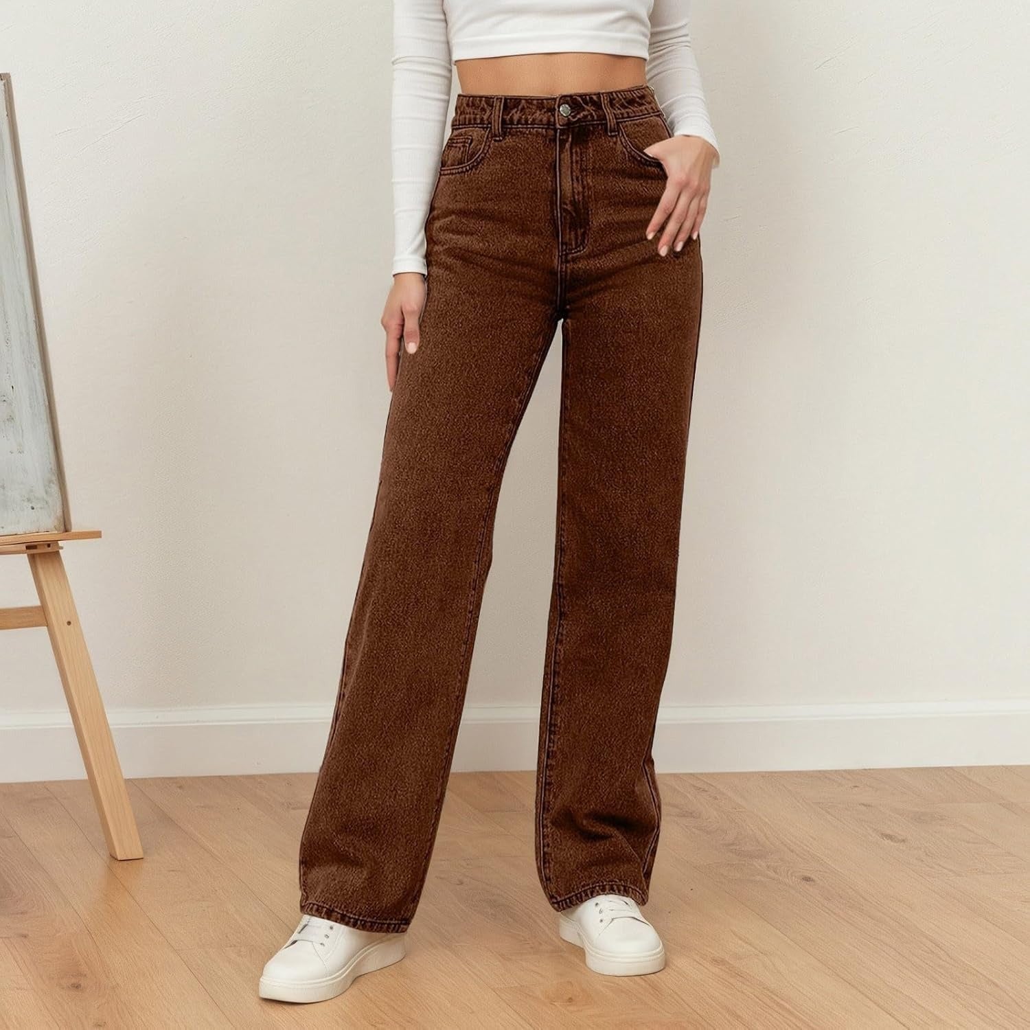 Dames jeans met lange, wijde pijpen, modieus en losvallend model, casual.